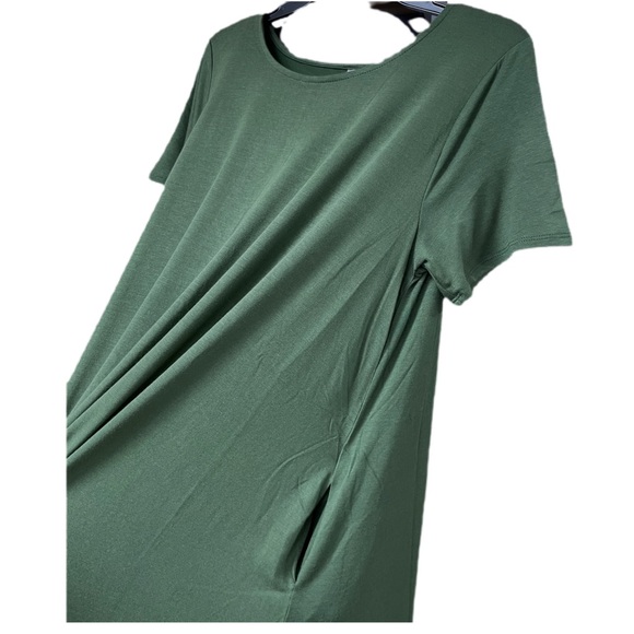 Soft & Comfortable Short Sleeves Round Neck Dress - Picture 4 of 7